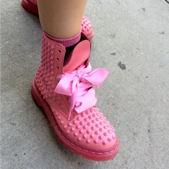 Dr. Martens Spike All Stud 8-Eye Boots Acid Pink Combat Punk Barbiecore 9 EUC - Picture 1 of 10
